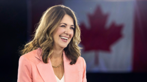 Danielle-Smith-CGY-LeadersDinner-2