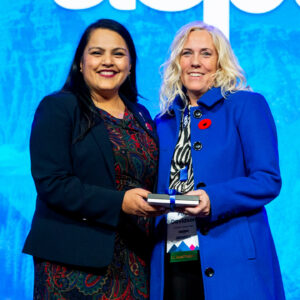 2023 Shared Strength Award, Innisfail-Sylvan Lake (accepted by Pam Davidson).